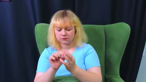 Diane online show from November 14, 10:17 am