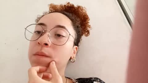 janitamoons online show from March 7, 11:32 am