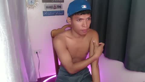 janlloyd04 online show from November 14, 12:07 pm