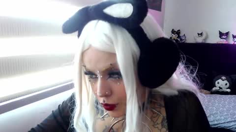      online show from February 6, 8:45 pm