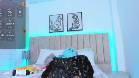 Snapshot of janne_moore chatting on February 10, 7:47 am Jane online show from February 10, 7:47 am