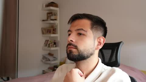 JAROD online show from April 13, 10:52 am