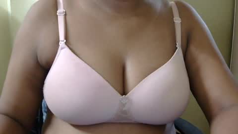 jasmeen online show from July 10, 8:46 pm