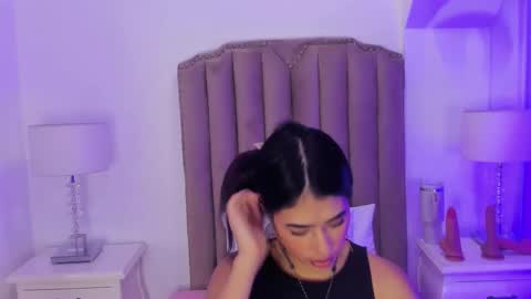 Jasmine online show from November 19, 3:28 am