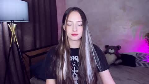 Jasmine online show from March 4, 10:23 am