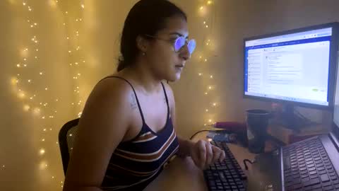 Jasmine online show from March 6, 5:01 pm