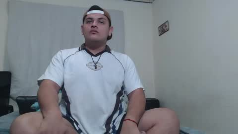 jason_boy_ online show from May 20, 5:48 am