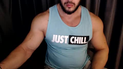 Snapshot of jasphermscl chatting on February 11, 2:25 am JaspherMscl online show from February 11, 2:25 am