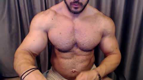 Snapshot of jasphermscl chatting on October 26, 2:56 am JaspherMscl online show from October 26, 2:56 am