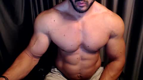 Snapshot of jasphermscl chatting on November 1, 2:23 am JaspherMscl online show from November 1, 2:23 am