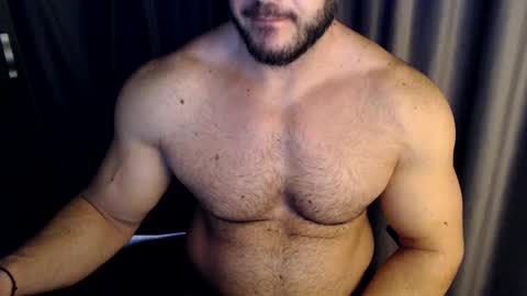 Snapshot of jasphermscl chatting on January 15, 11:43 am JaspherMscl online show from January 15, 11:43 am