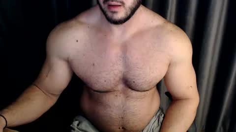 Snapshot of jasphermscl chatting on January 12, 4:42 am JaspherMscl online show from January 12, 4:42 am