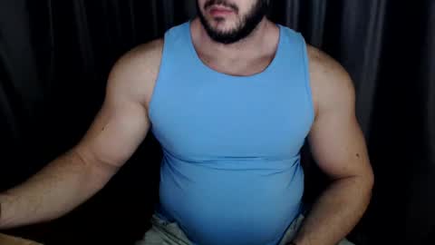 Snapshot of jasphermscl chatting on January 20, 10:37 pm JaspherMscl online show from January 20, 10:37 pm