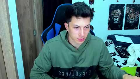 Javier online show from February 19, 12:57 am