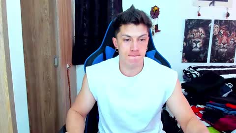 Javier online show from February 14, 6:51 pm