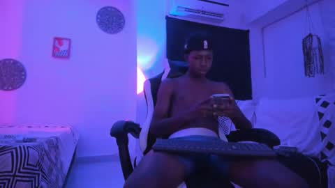 jax_maliq online show from September 19, 2:27 am