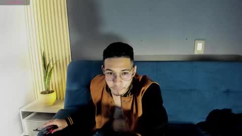 Jay online show from December 2, 10:41 pm