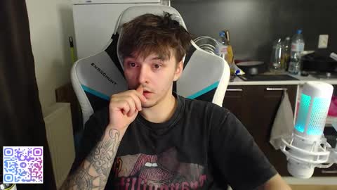 Jayce online show from March 4, 5:32 pm