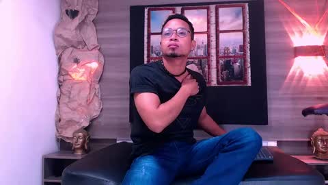 Jayden Morris online show from October 28, 11:33 am