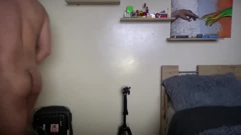 Snapshot of jayrobinson16 chatting on October 21, 11:41 pm Jay Robinson online show from October 21, 11:41 pm