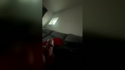 jddude167 online show from December 18, 9:43 pm