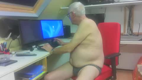 Daddy J online show from November 20, 7:00 pm