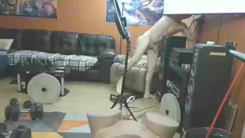 Snapshot of jdog00133 chatting on October 17, 6:17 am jdog00133 online show from October 17, 6:17 am