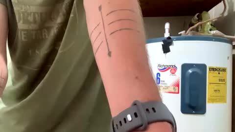 jdog69642027 online show from October 6, 3:46 am