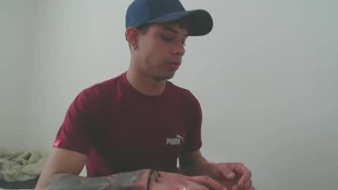 jeampier_sexy online show from February 28, 9:44 pm