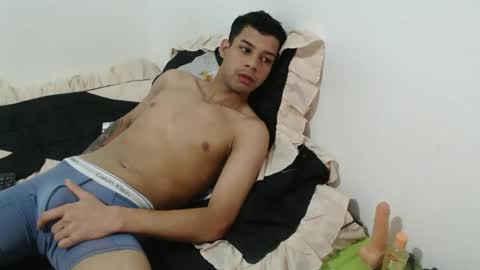 jeampier_sexy online show from January 13, 3:45 am