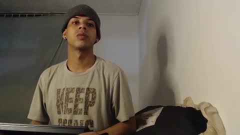 jeampier_sexy online show from February 5, 11:39 pm