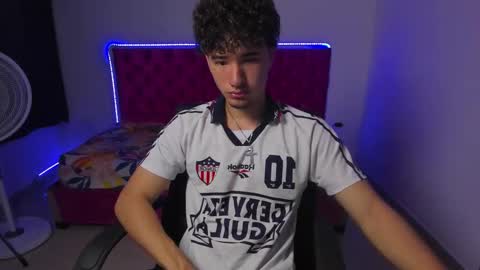 jean_burns online show from February 15, 8:07 pm