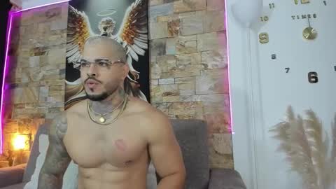 Jean  axelcrow       Modelo Independiente online show from February 9, 5:33 am