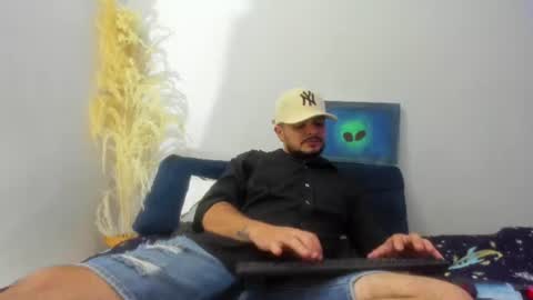 Jean alex  online show from June 13, 2:11 am