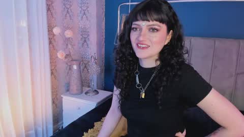 Jean online show from October 7, 7:43 pm