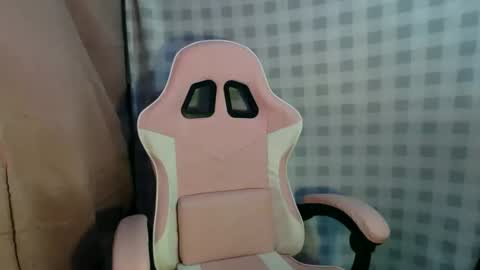 jeanny_babe online show from May 25, 2:23 pm
