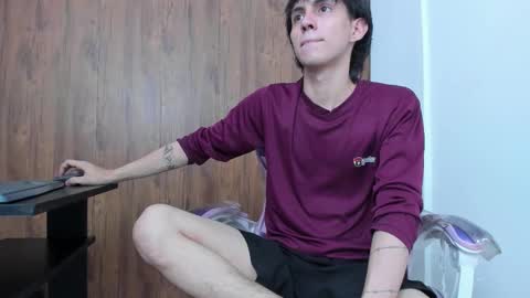 Snapshot of jeanram18 chatting on October 8, 3:02 am JEAN online show from October 8, 3:02 am