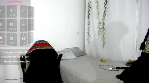 jeanrodriguez4 online show from March 2, 1:15 am