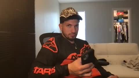 jeanwhitebianco online show from November 14, 8:22 pm