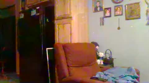 jearnold44 online show from March 3, 4:14 am