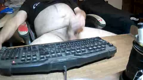 jeff_401962 online show from May 14, 11:03 pm