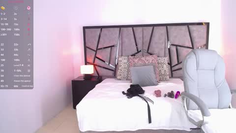 jeinnovemontenegr0 online show from January 8, 5:30 pm