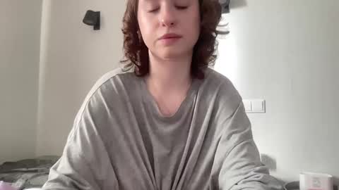 Inna  online show from February 18, 7:43 am