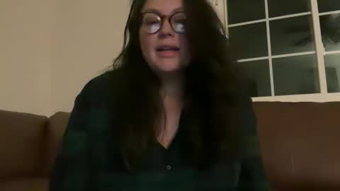 Snapshot of jellybeanin chatting on December 13, 6:31 am Jelli online show from December 13, 6:31 am