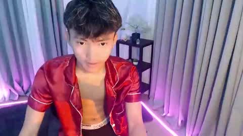 jemart_urnaughtboy online show from May 22, 10:44 am