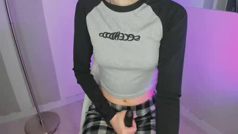 Molly online show from September 15, 10:55 pm