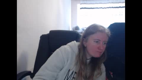 JenisAndPeter online show from February 19, 11:20 am