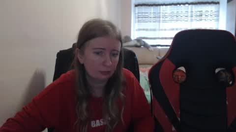 JenisAndPeter online show from November 18, 11:57 am