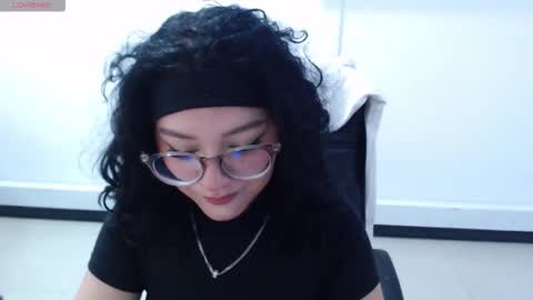 jenn online show from October 27, 5:46 pm