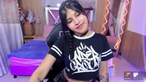 jenna_tay1 online show from May 25, 7:20 pm